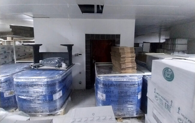Bakıda kosmetoloji vasitələrin satışı anbarının fəaliyyəti dayandırılıb - Video