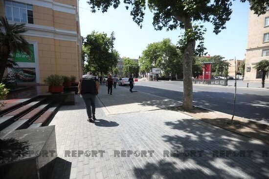 Bakıda qanunsuz parklanma yerində səki tam bərpa edildi - FOTO