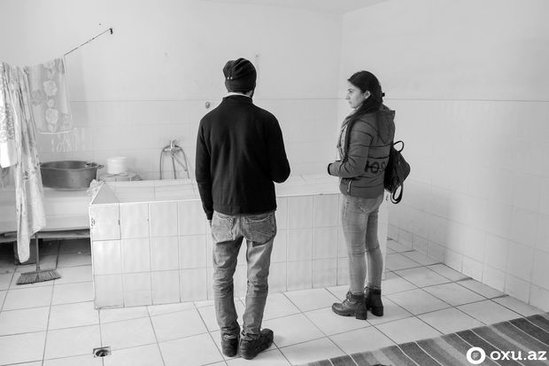 "Meyit gətiriblər ki, kişidir, cəsədə baxmışıq ki, qurşaqdan aşağı qadın orqanları..."- Azərbaycanlı mürdəşirdən ŞOK MÜSAHİBƏ