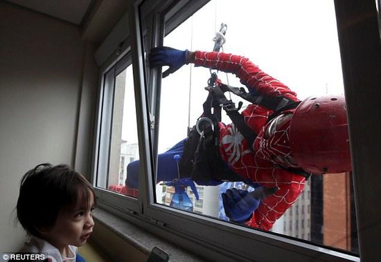 Qəfil mənzərə: "Ana, bax! Onlar gəldilər!"" - FOTO