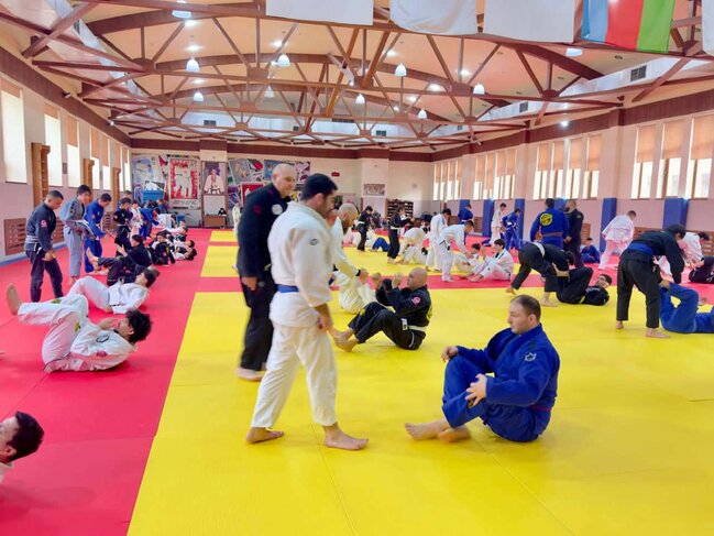 Azərbaycan Braziliya Ciu-citsu İctimai Birliyinin təşkilatçılığı ilə Qarabağ Zərəfinin 5 illiyinə həsr olunmuş Ümumrespublika Seminarı keçirilib