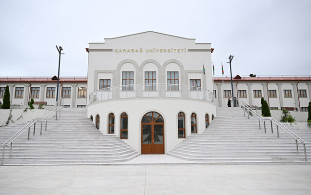 Qarabağ Universitetindən - Fotolar