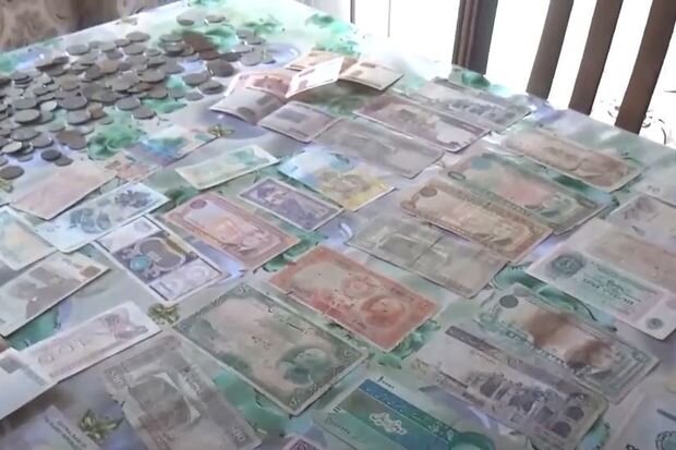 Nə versələr də, pullarını satmır: Kolleksiyaçıdan Xankəndi təklifi - VİDEO