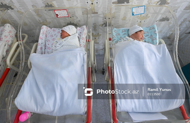 Norveçdə doğum evində uşaqların dəyişdirildiyi əlli ildən sonra üzə çıxıb