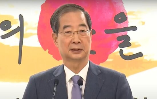 72 yaşında Baş nazir seçildi