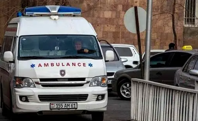 Ermənistan səhiyyə naziri əmr imzaladı – Hospitallarda boş yer yoxdur