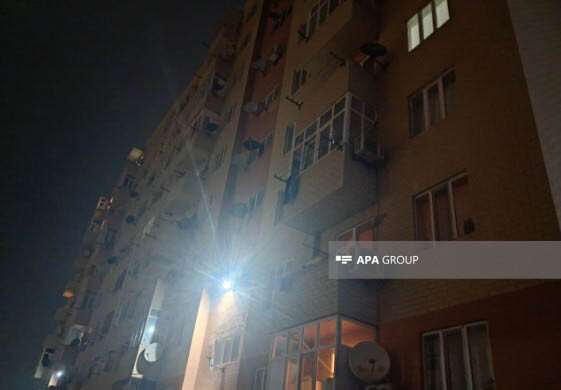 Lökbatanda dəhşətli yanğında 4 nəfər öldü - Video - Fotolar - Yenilənib