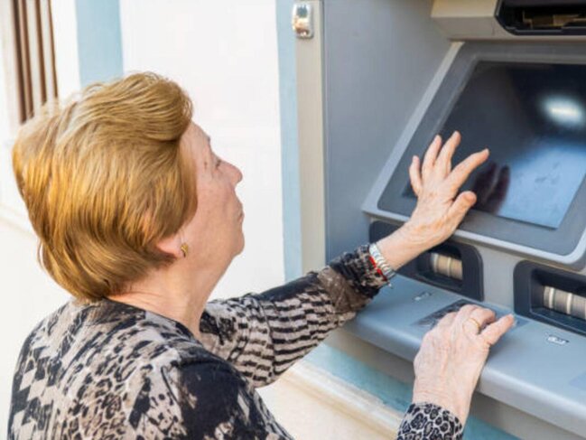 Azərbaycanda yaşı 100-dən yuxarı olan pensiyaçıların sayı açıqlandı