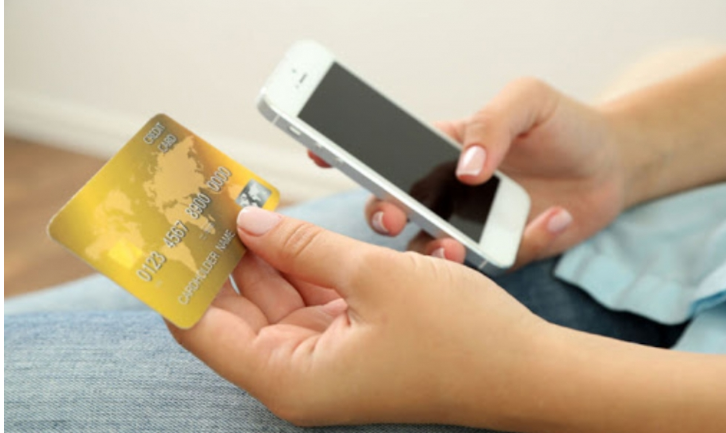 Sosial mediada yayılan DƏLƏDUZLUQ: "Kartda olan 16 rəqəm xaricində qarşı tərəfə heç bir məlumat verilməməlidir" - Ekspertdən ÇAĞIRIŞ