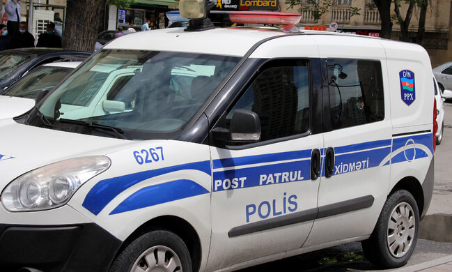 Kişidən dəhşətli əməl - Arvadını və 8 aylıq qızını qanına qəltan etdi