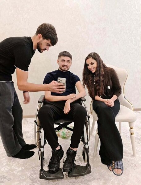 Leyla Əliyeva qızı ilə Rəvan Əzizovun evində - Fotolar