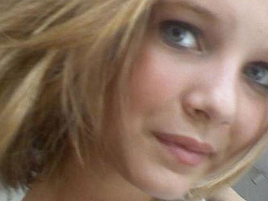 Rəzillik! Müəllim 13 yaşlı şagirdini evinə aparıb əlaqədə oldu - FOTO