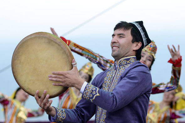 Cıdır düzündə "Xarıbülbül" festivalının açılış konserti olub - FOTO