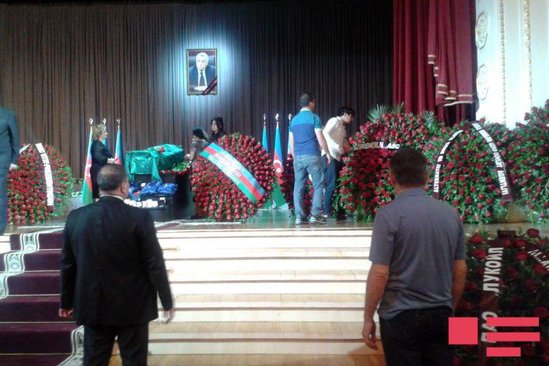 Nazir Natiq Əliyevin vida mərasimi başa çatdı - FOTOLAR