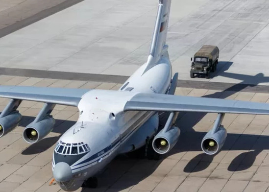 Rusiya dağıtdığı qəsəbələrə humanitar yardım göndərir