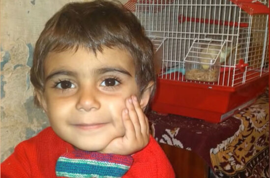 Atası Məryəmin boğazına məftil keçirib arvadını hədələyirmiş: Əzab vermək maddəsi ilə cinayət işi açıldı