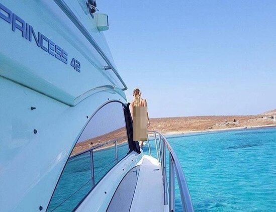 Azərbaycanda növbəti BİABIRÇILIQ: Yaxtada lüt videosu yayılan qızlar kişilərlə...