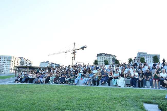 Paytaxtda axşam konsertləri keçirilir - Fotolar