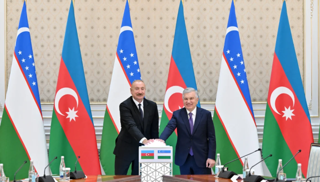 İlham Əliyev və Şavkat Mirziyoyev Azərbaycanın Özbəkistanda həyata keçirdiyi layihələrin açılış və təməlqoyma mərasimində iştirak ediblər - FOTO