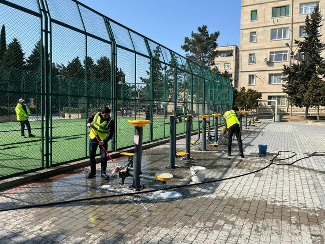 Bakıda Novruz ərəfəsində geniş təmizlik işləri aparılıb