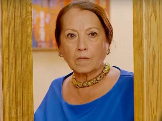 70 yaşlı aktrisanın keşməkeşli həyatı: Ruhi xəstə oğlu dediyi vaxtda öldü, nəvəsinin vəfatını qabaqcadan bildi