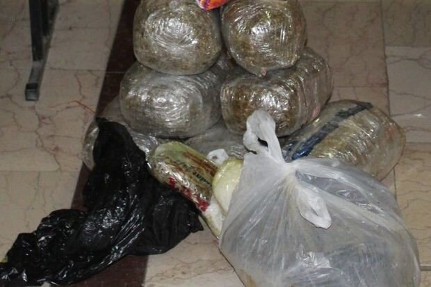 Şirvan şəhər sakinləri Füzulidə 10 kiloqram narkotiklə saxlanılıblar - FOTO