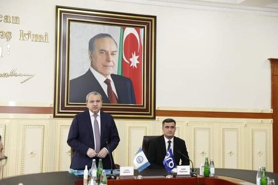 BDU və "ARB 24" telekanalı arasında əməkdaşlıq müqaviləsi imzalanıb