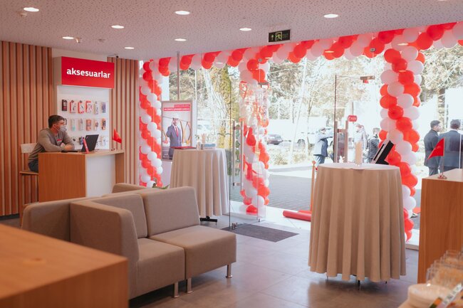 Lənkəran şəhərində yeni Bakcell mağazası açıldı - FOTOLAR