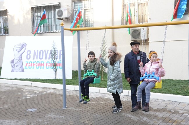 Nəsimi rayonunda daha bir abad həyət sakinlərin istifadəsinə verilib