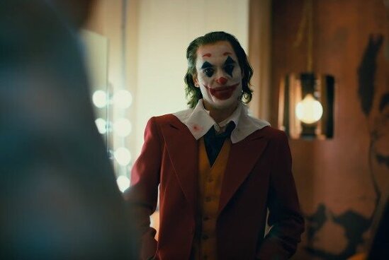 "Joker" filmindən yeni REKORD: 1 gündə 40 milyon dollarlıq bilet satıldı
