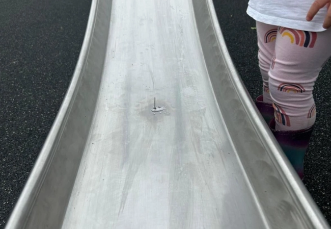 Parkdakı görüntülər QORXU YARATDI: Uşaqları təhlükə gözləyir - FOTOLAR