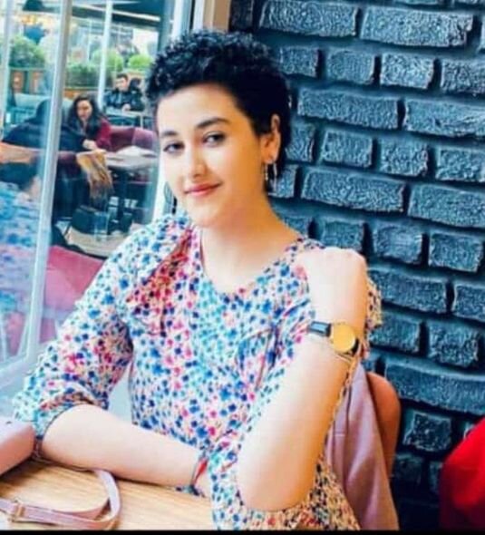 Bakıda məktəbli qız vəfat etdi - FOTO