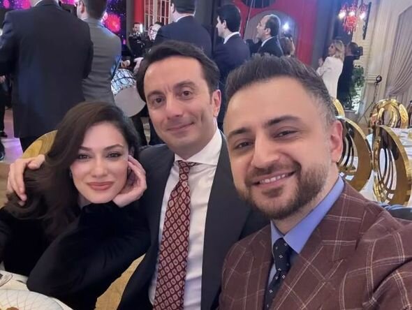 Aparıcı Alidə Mustafayeva ilə icra başçısı Seymur Orucovun toyundan görüntülər - FOTO/VİDEO