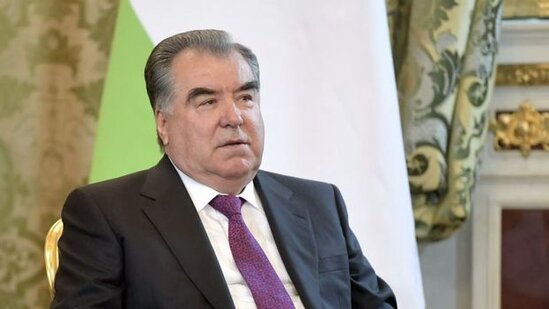 Tacikistan prezidenti ölkəsinin koronavirusa qalib gəldiyini açıqladı