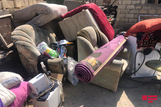 Sumqayıtda spirtli içki aludəçisi olan ata oğlunun evini yandırdı - FOTO