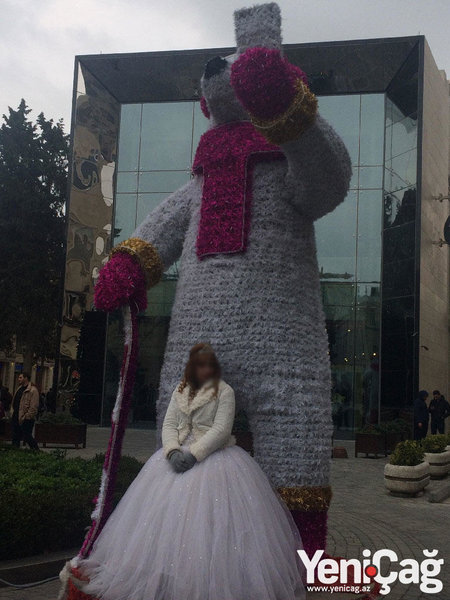 "Dedi ki, gəl gecənə 50 manat verim" - Qar qız libasında təmizlikçi