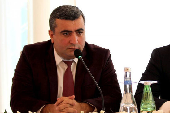 Azərbaycanda tanınmış jurnalist süni tənəffüs aparatına qoşuldu