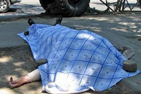 Küçədən kişi meyiti tapıldı