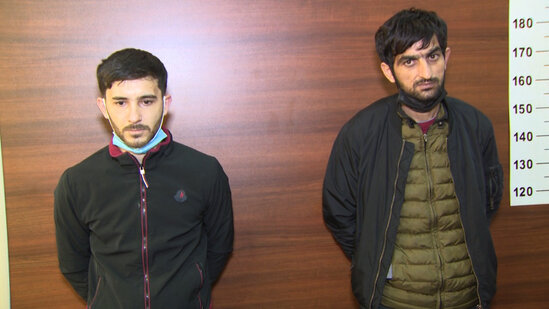 Bakıda narkotik satan taksi sürücüləri tutuldu - VİDEO