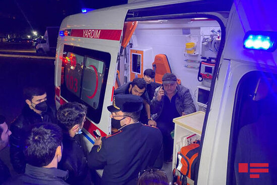 Bakıda ağır yol qəzası baş verib, xəsarət alanlar var - FOTO