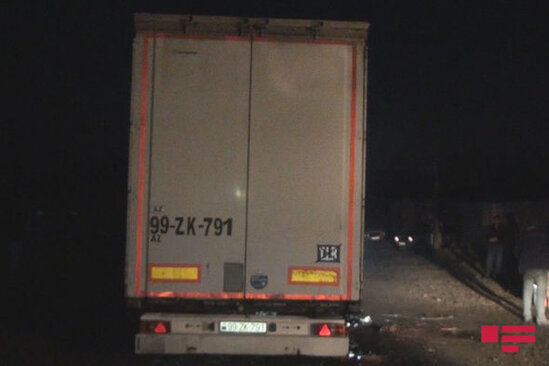 Gürcüstandan Bakıya yük daşıyan maşında yanğın olub – FOTO