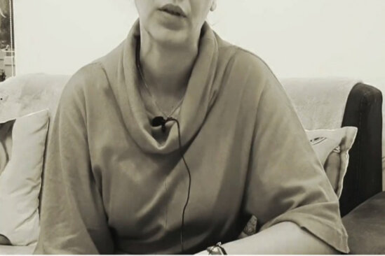 Keçmiş polisin işgəncə verdiyi qadının VİDEO MÜRACİƏTİ