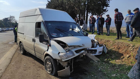 Lənkəranda iki avtomobil toqquşdu: Yaralılar var - FOTO