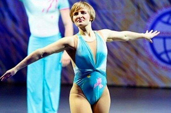 Sanksiyalara məruz qalan Putinin qızları nə iş görür?