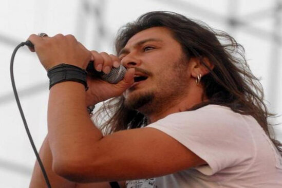 Məşhur müğənninin həyatından FİLM ÇƏKİLƏCƏK