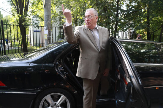 Vladimir Jirinovskinin avtomobilləri: "Maybach", "Mercedes-Benz" və...