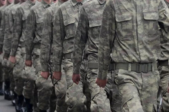 Məşhur aktyoru əsgərliyə belə yola saldılar - Anası ağladı -FOTO