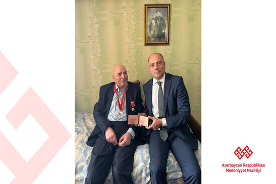 Vidadi Babanlıya "Şərəf" ordeni təqdim edildi - FOTO