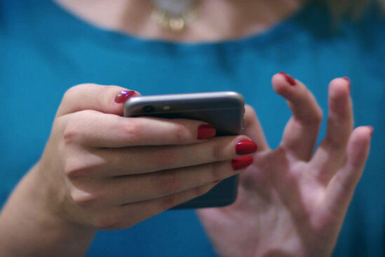 Hakerlərin əsas müştəriləri ərlərini güdən qadınlardır - ONLARI HƏBS GÖZLƏYİR