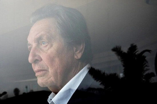 İlon Maskın atasına ƏCAİB TƏKLİF